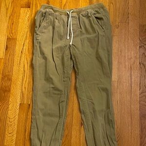 Classic khaki joggers